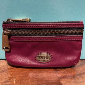 New without tags fuschia FOSSIL zip COIN PURSE